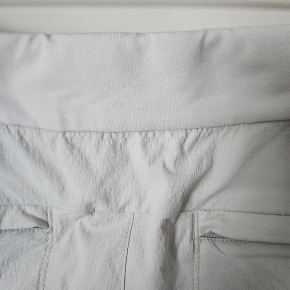 Athleta | Trekkie Hike Straight Leg Pant in Birch Grey - Size 6 - Picture 11 of 14